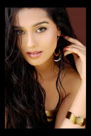 http://amritaraopictures.wordpress.com/2008/05/01/amrita-rao-best-actress-2008-photos-pictures/