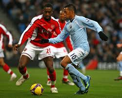 http://www.zimbio.com/pictures/gv2rJloIB-s/Manchester+City+v+Arsenal+Premier+League/0dHS3j_wDfF/Robinho http://www.zimbio.com/pictures/gv2rJloIB-s/Manchester+City+v+Arsenal+Premier+League/0dHS3j_wDfF/Robinho